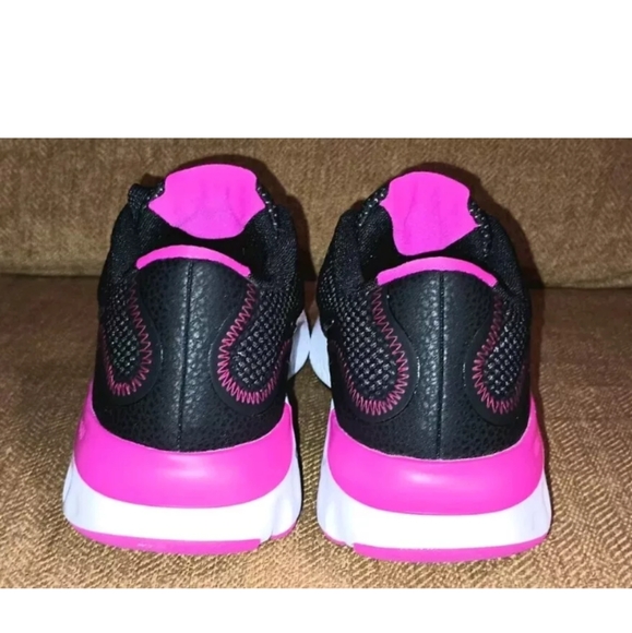 Nike Renew Run 9 US Women's Black/Pink CK6360-004 Running Pleasure Shoes Mint - Picture 3 of 12